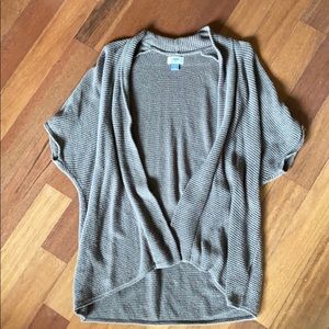 Old navy short sleeve sweater